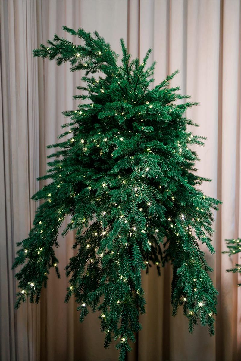 ФИДЖИ с лампочками с деревянной кадушкой (2,3 м)2