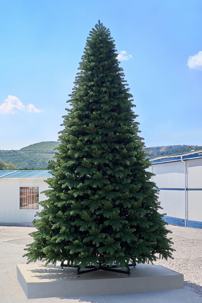 КУПЕЧЕСКАЯ, ель высотная (3,0 м)2
