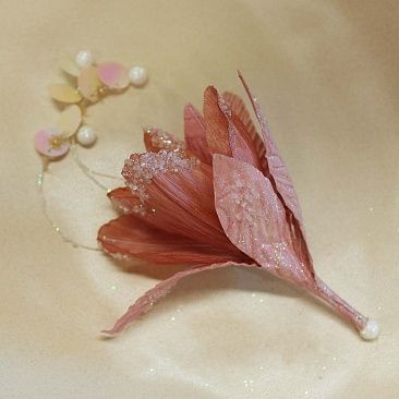 Цветок закрытый розовый 26 см 35981