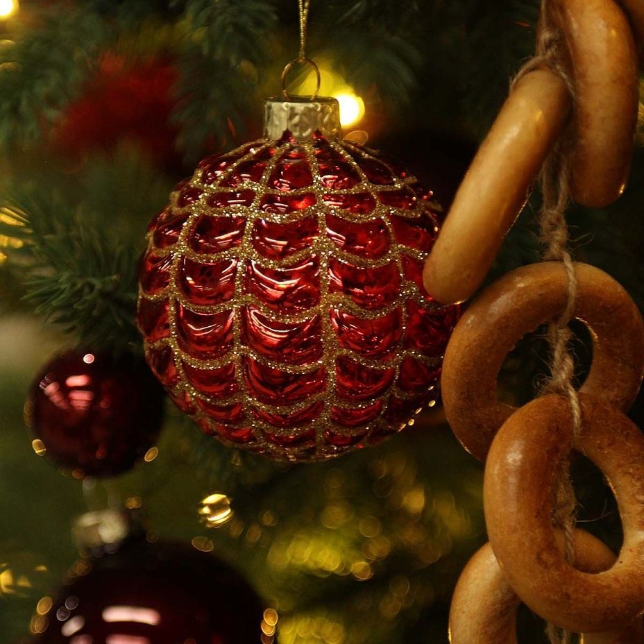 Шар красный волны 8 см 09062