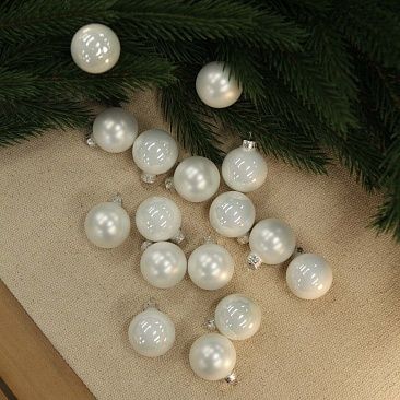 Набор шаров база белый 3,5 см 16 шт, стекло1