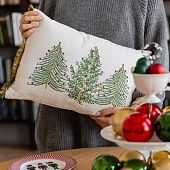 Подушка декоративная с вышивкой Christmas tree, 30х45 см