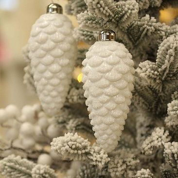 Шишка белоснежная 13 см 88531