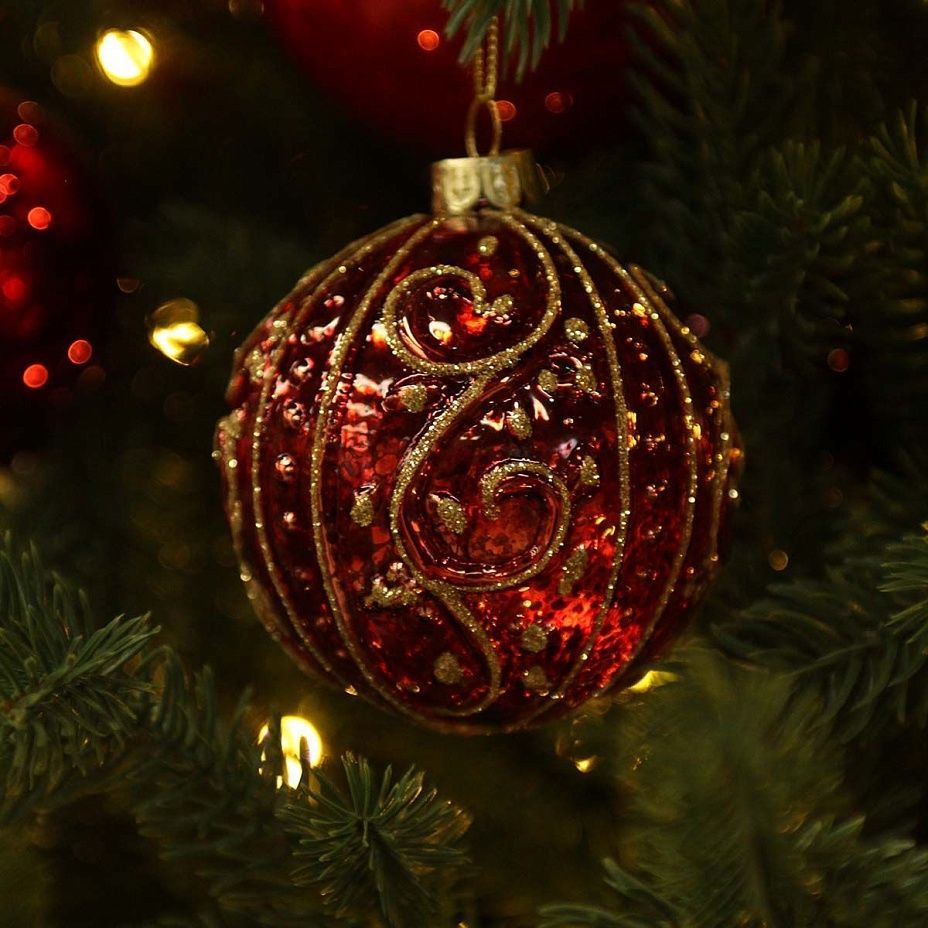 Шар красный с золотым завитком 8 см 09052