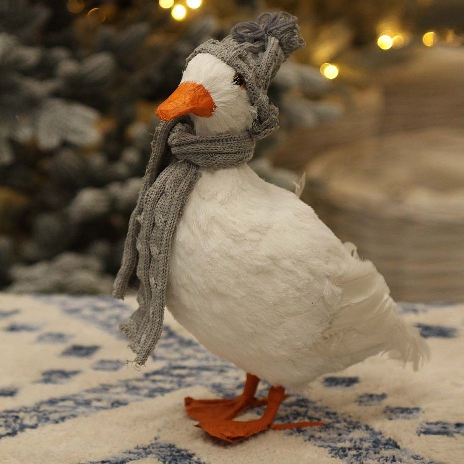Гусь в шарфе 34 см2