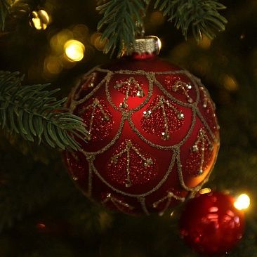 Шар красный орнамент 8 см 20411