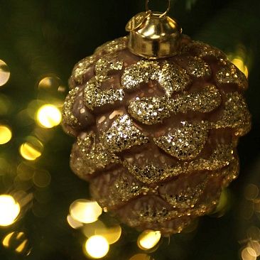 Шишка кедровая кофейная с золотом 13 см 02821