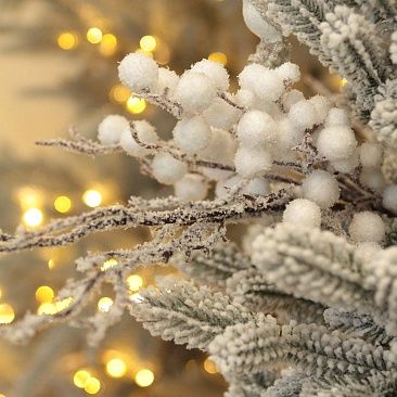 Гирлянда Ягода белая заснеженная 270 см1