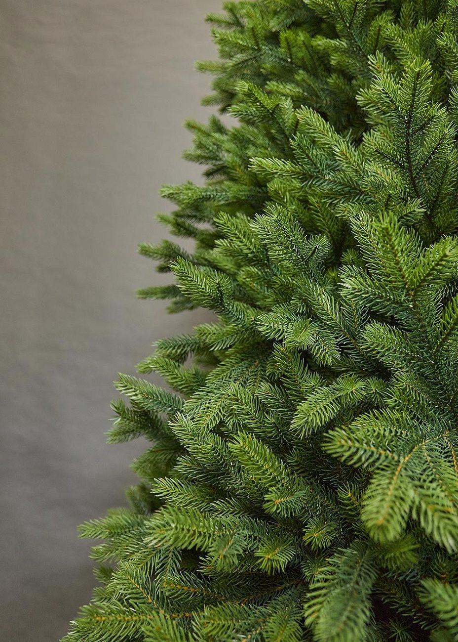 ВОРОНЦОВСКАЯ, ель литая (2,1 м)2