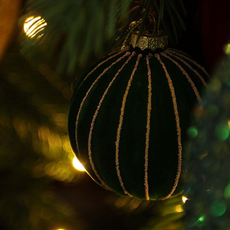 Шар бархат зеленый 8 см 63672